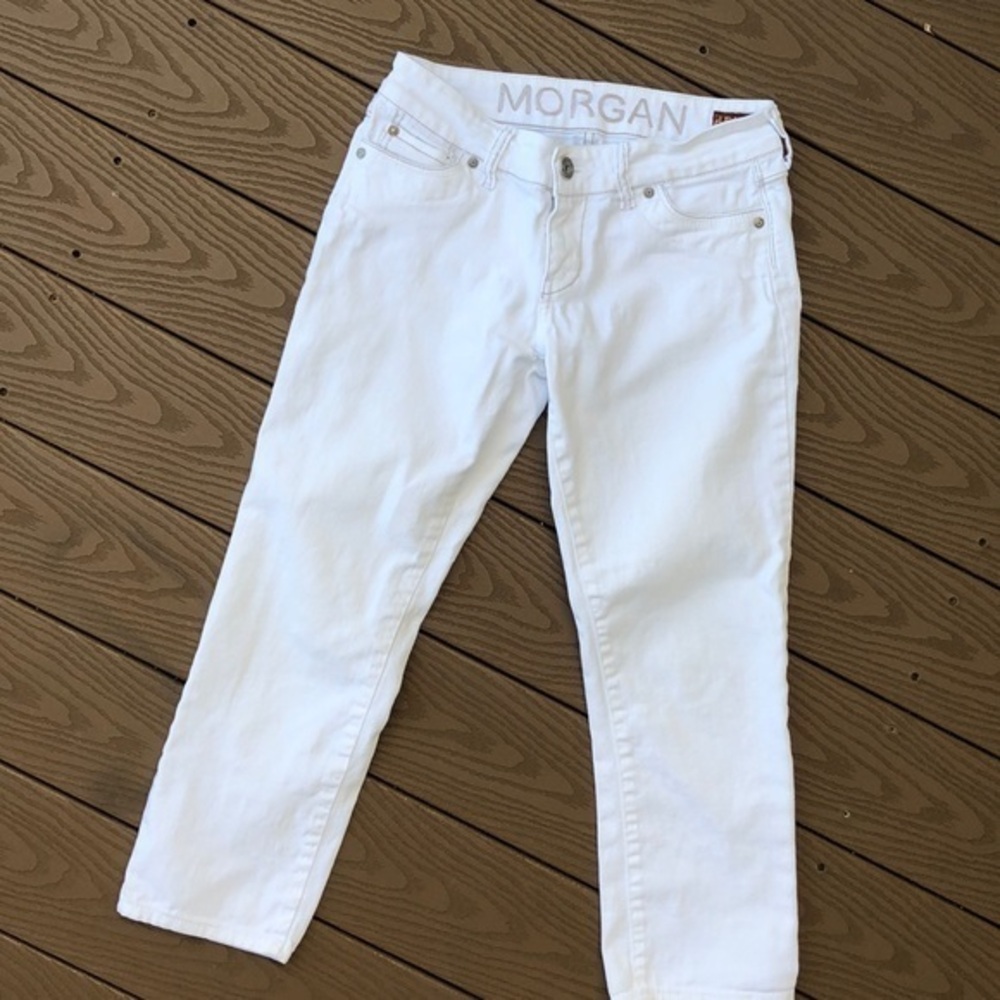Delias Morgan white crop jeans
